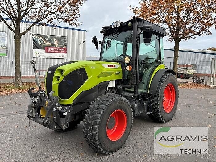Claas Nexos 240 L Tractor €67,500