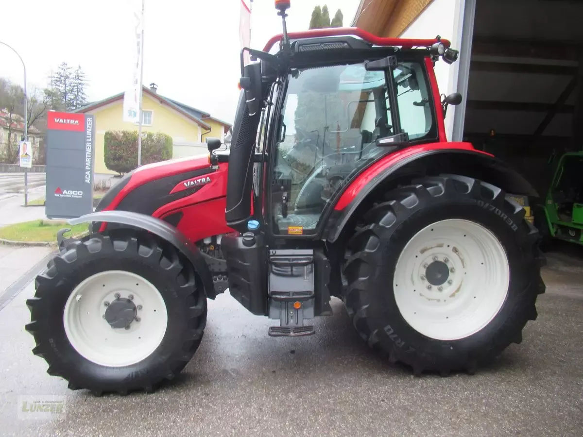 E-FARM: Valtra N134 Direct - Traktor - id UNWLQ1A - 89.000 € - Baujahr: 2019 - Abgelesene Motorstunden: 4.450,Motorleistung (PS): 145,Österreich