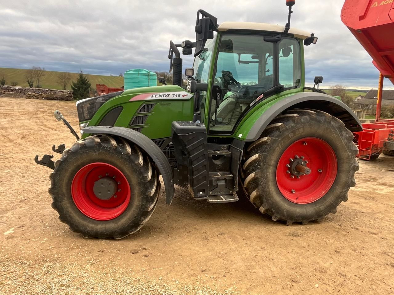 Fendt 716 Vario Profi Plus Tractor €100,000
