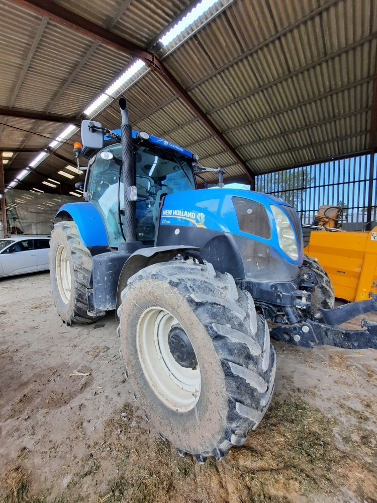 New Holland T7.200 Tractor €42,000