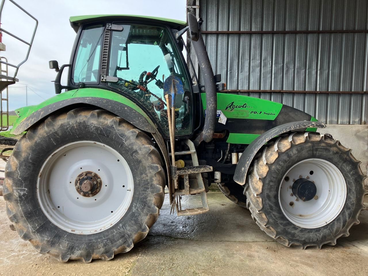 E-FARM: Deutz-Fahr Agrotron 180.7 - Tractor - id AE9F1RC - €33,998 - Year of construction: 2007 - Engine hours: 7,400,Engine power (HP): 180,France