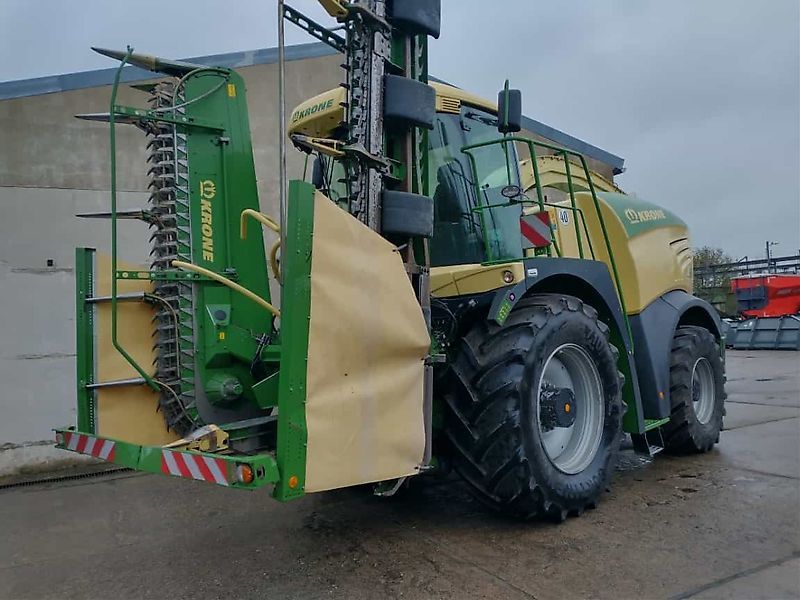 E-FARM: Krone BiG X 630 - Savaeigis pašarų smulkintuvas - id XAKTKC7 - 189 000 € - Gamybos metai: 2017 - Variklio darbo valandos: 3 306,Variklio galia (AG): 625,Vokietija