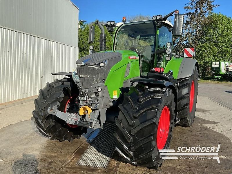 Fendt 728 Vario Profi Plus Tractor €219,885