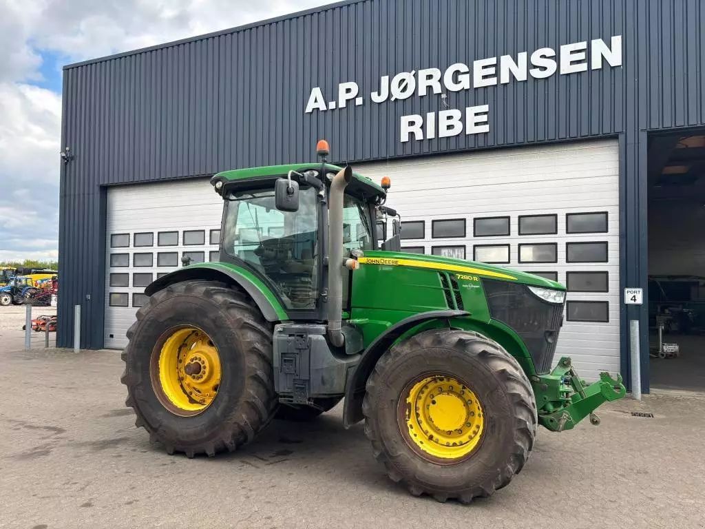 E-FARM: John Deere 7280 R - Tractor - id NIYW8JX - €60,203 - Year of construction: 2013 - Engine hours: 8,730,Engine power (HP): 310,Denmark