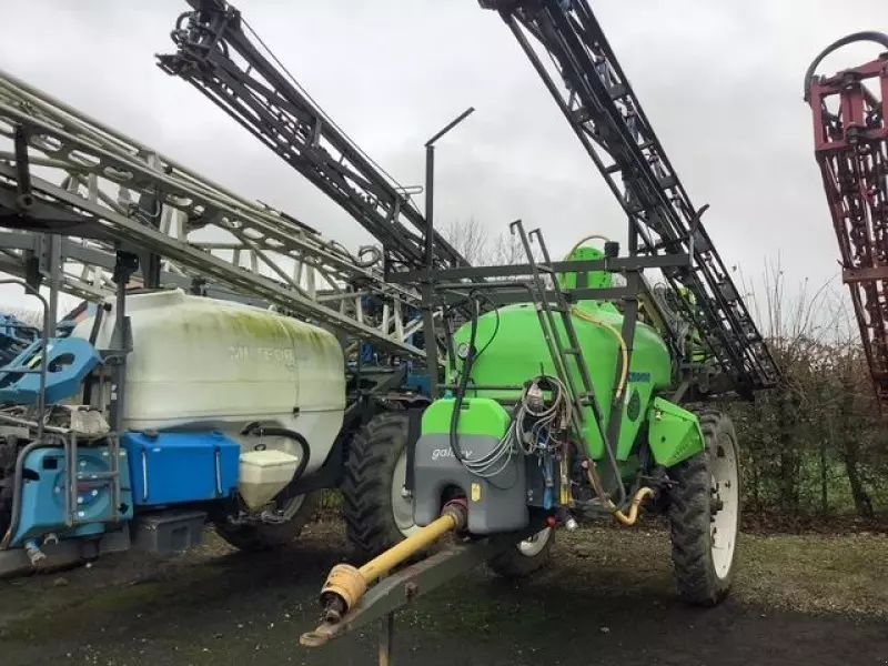 E-FARM: Tecnoma galaxy3000l - Pulvérisateur - id XQCKBPG - 12 500 € - Année: 2004 - France
