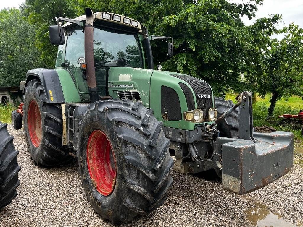 E-FARM: Fendt 926 Vario - Traktor - id 4BXWBWB - Baujahr: 2003 - Abgelesene Motorstunden: 14.000,Motorleistung (PS): 270,Italien