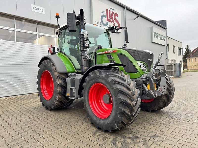 Fendt 516 Vario Profi Plus Tractor €149,000