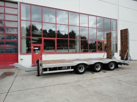 Möslein tt 31 31 t gg tridem- tieflader 3 achsneufahrzeu Anhänger 30.900 €