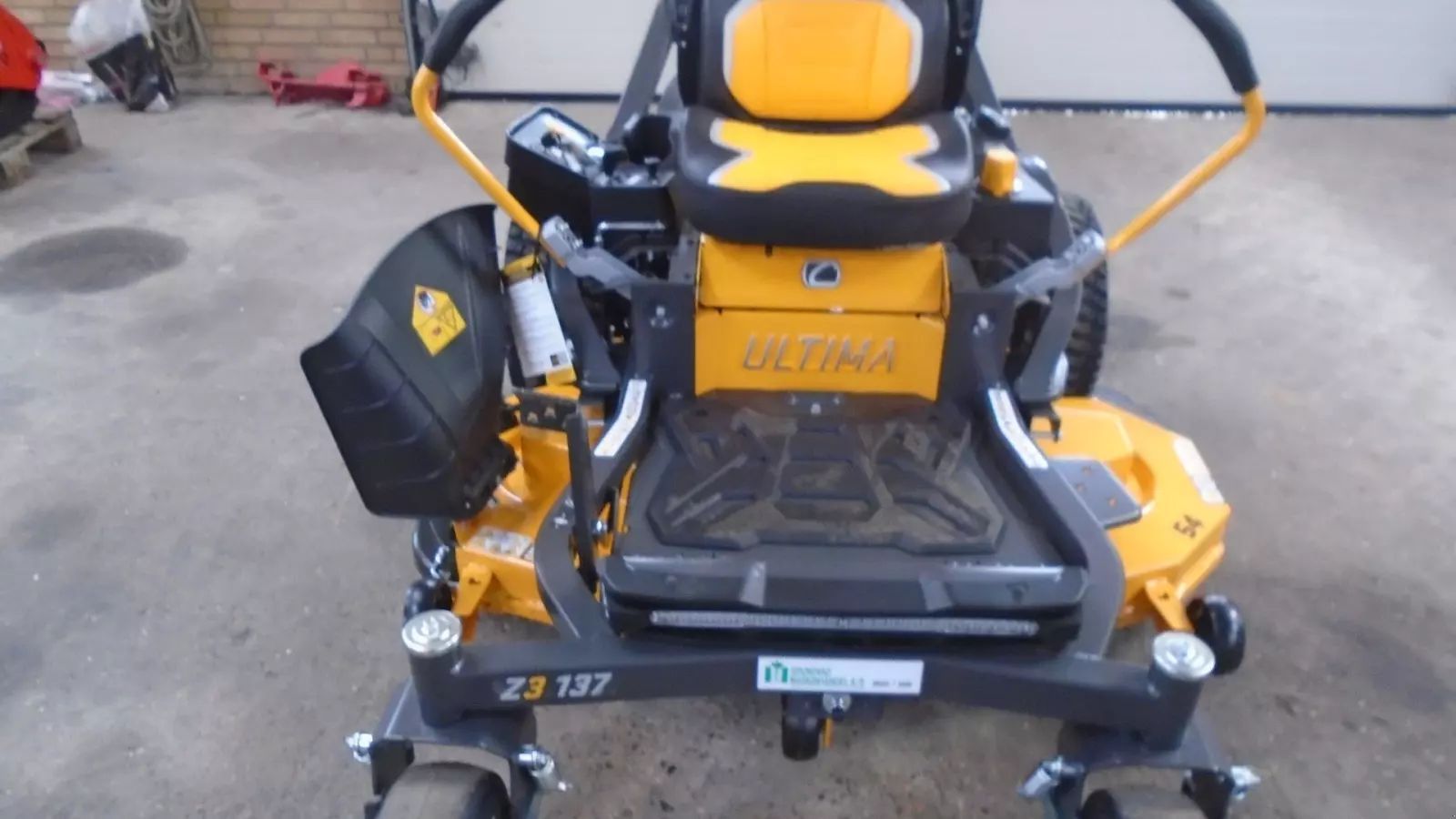 Cub Cadet z3 137 cm ny model Tosaerba 5.608 €