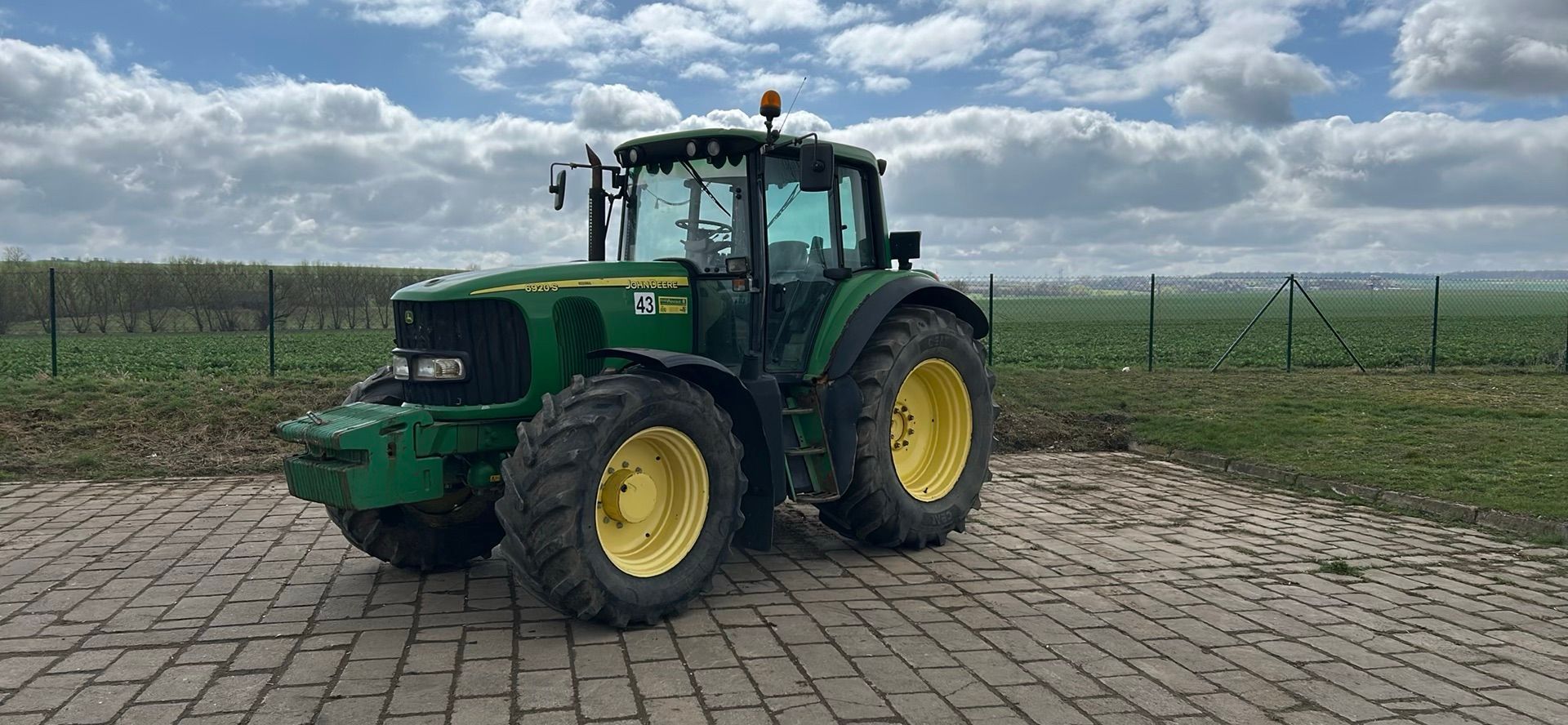 John Deere 6920 S Τρακτέρ 30.000 €