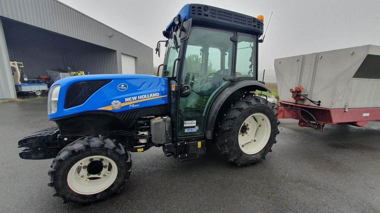 E-FARM: New Holland T4.90 V - Tractor - id CAPTX1A - Año: 2021 - Horas: 800,Francia
