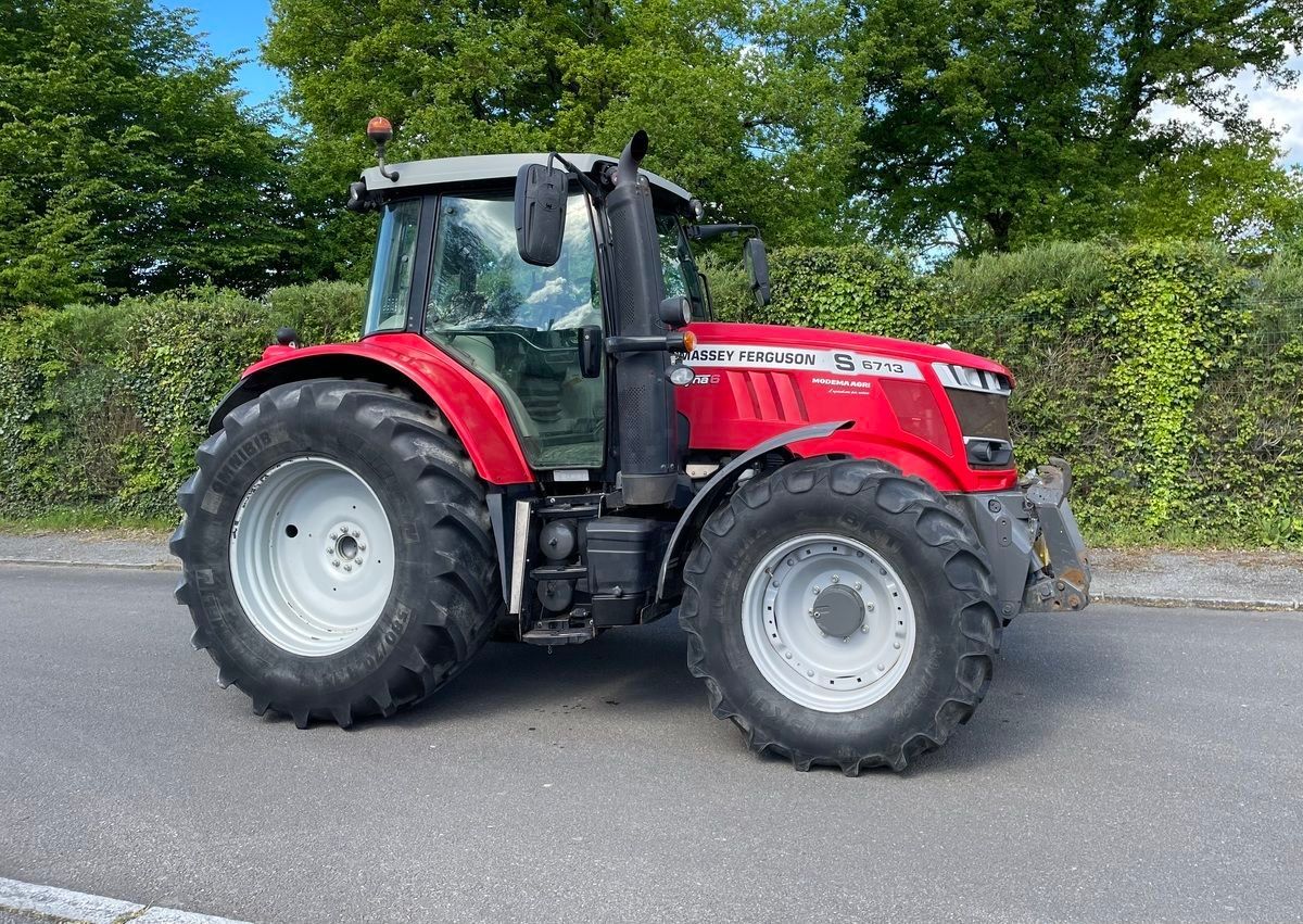 E-FARM: Massey Ferguson 6713 - Traktor - id FIWBXGP - 59.000 € - Produktionsår: 2019 - Motortimer: 3.780,Motoreffekt (HP): 125,Frankrig