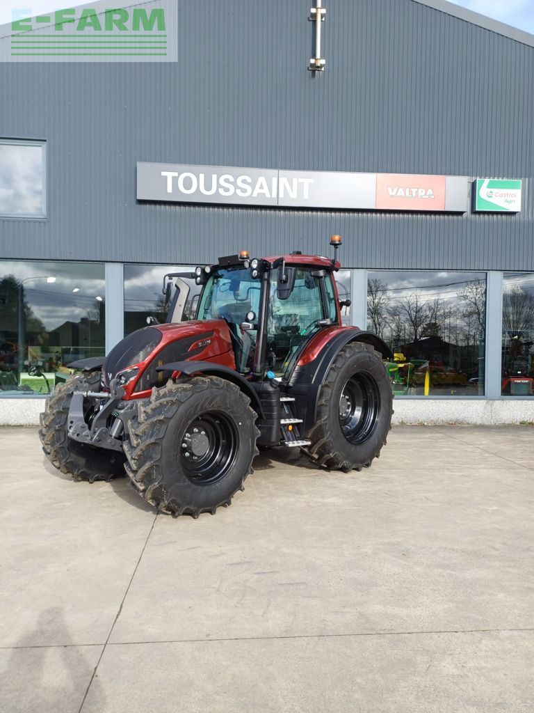 Valtra N155EA Tractor €125,000