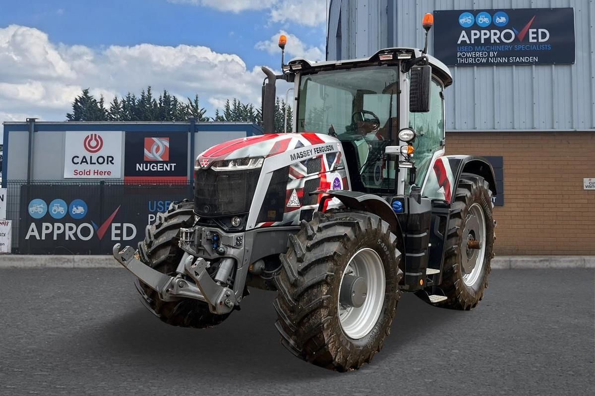 E-FARM: Massey Ferguson 8S.205 - Traktor - id R6W3JWF - 117 837 € - Rok produkcji: 2021 - Zjednoczone Królestwo