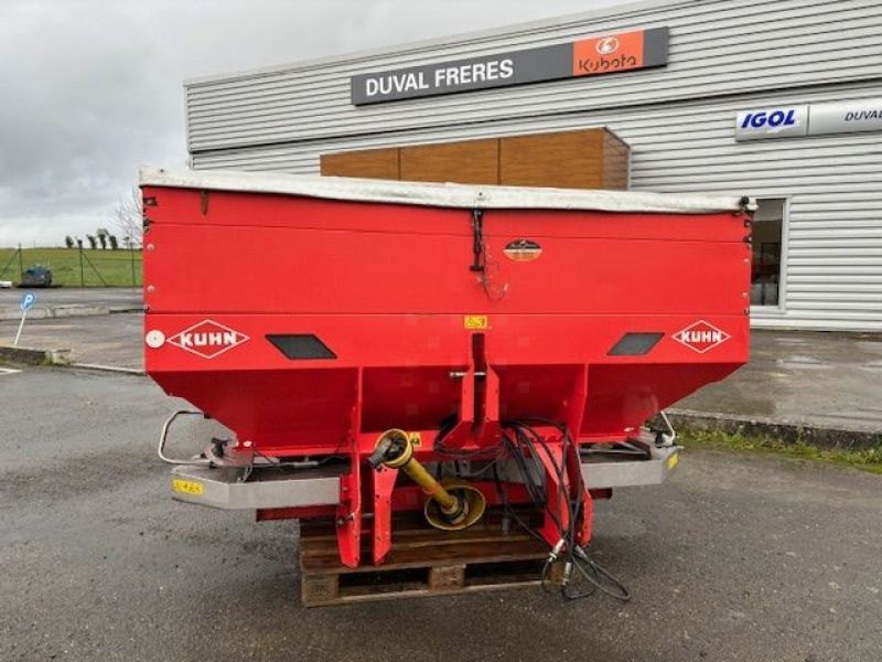 E-FARM: Kuhn mds 1141 - Epandeur d'engrais - id FUB85HR - Année: 2000 - France