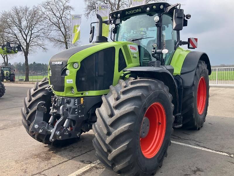 Claas Axion 960 CMATIC Trattore 255.000 €
