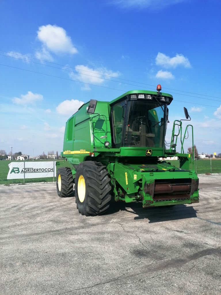 John Deere 9780 CTS Combine harvester €45,000