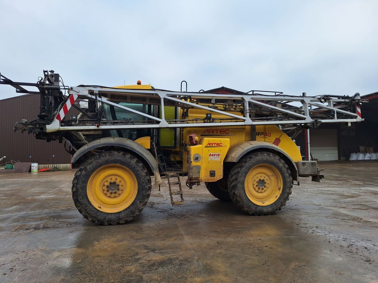 E-FARM: Artec f40 - Pulvérisateur - id BPGUY4K - 129 900 € - Année: 2019 - Lecture du nombre d'heure: 3 850,France