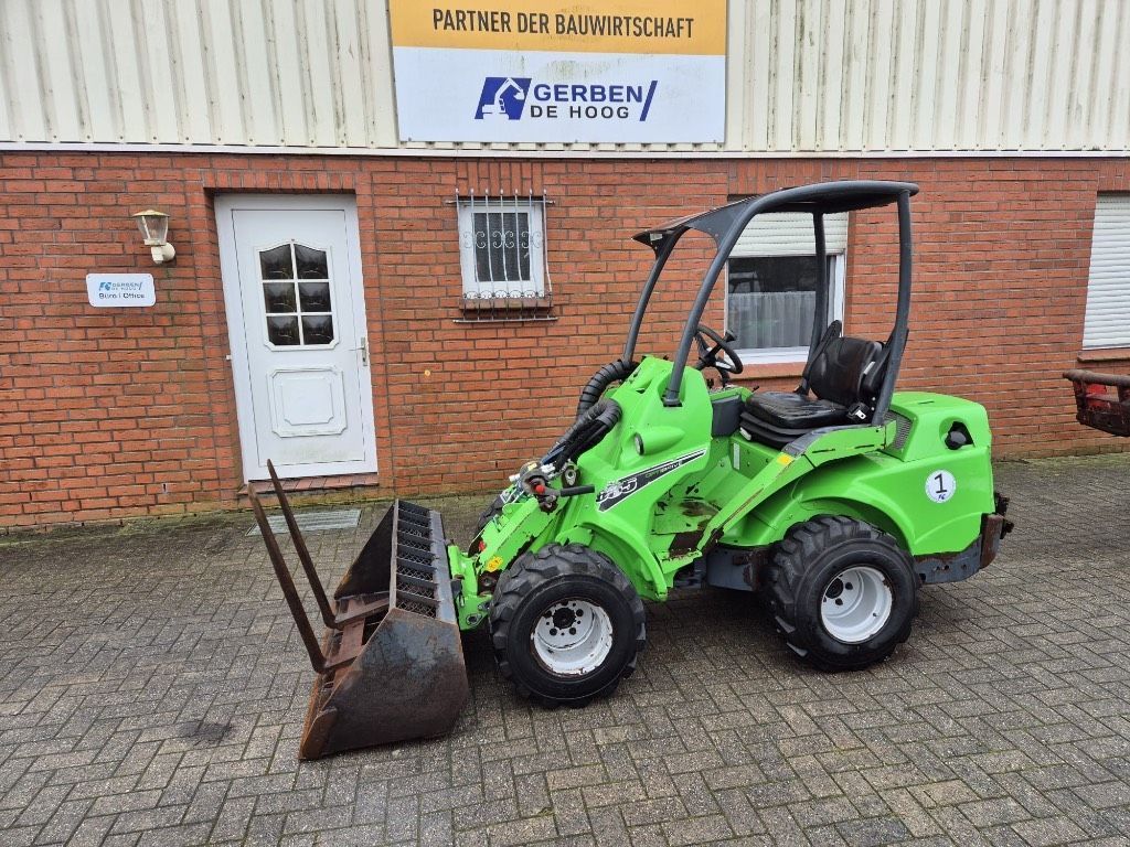 Avant 635 optidrive hoflader / radlader / hoftrac Kerekes rakodógép 24 500 EUR