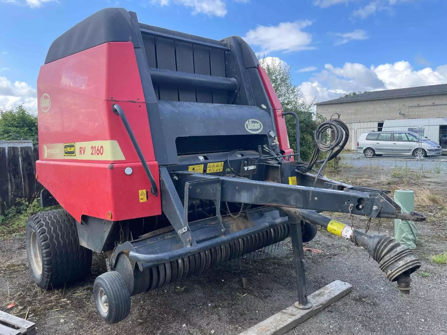 E-FARM: Vicon RV 2160 - Presse à balles - id D99PP3I - 10 000 € - Année: 2007 - France