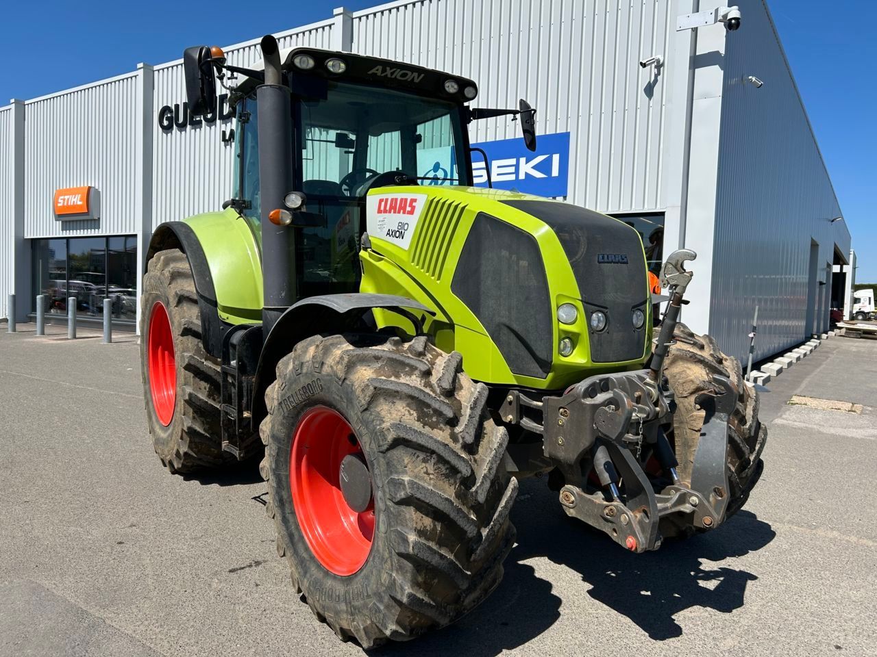 E-FARM: Claas Axion 810 - Traktor - id 1H7SRFW - 35 900 € - Rok produkcji: 2011 - Motogodziny: 7510,Moc silnika: 170,Francja