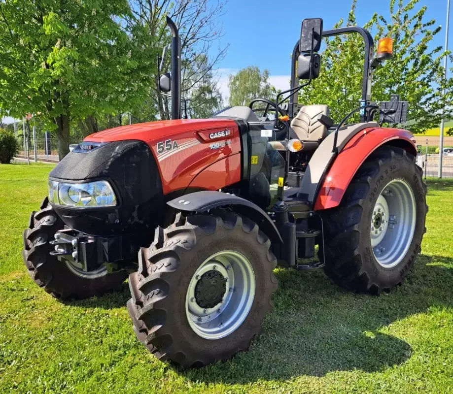 E-FARM: Case IH Farmall 55 - Tractor - id 3EC1Y9K - 29.000 € - Año: 2023 - Horas: 4,Potencia del motor: 55,Alemania