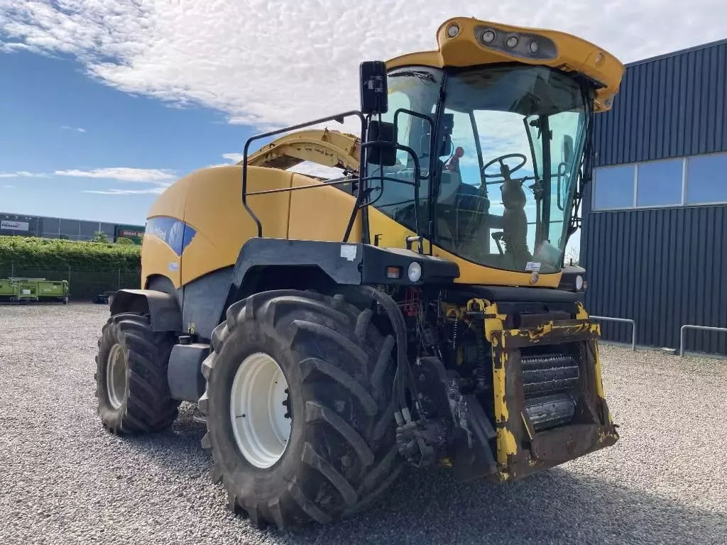 E-FARM: New Holland FR 9040 - Cabezal - id AX6BBL5 - 56.984 € - Año: 2009 - Dinamarca