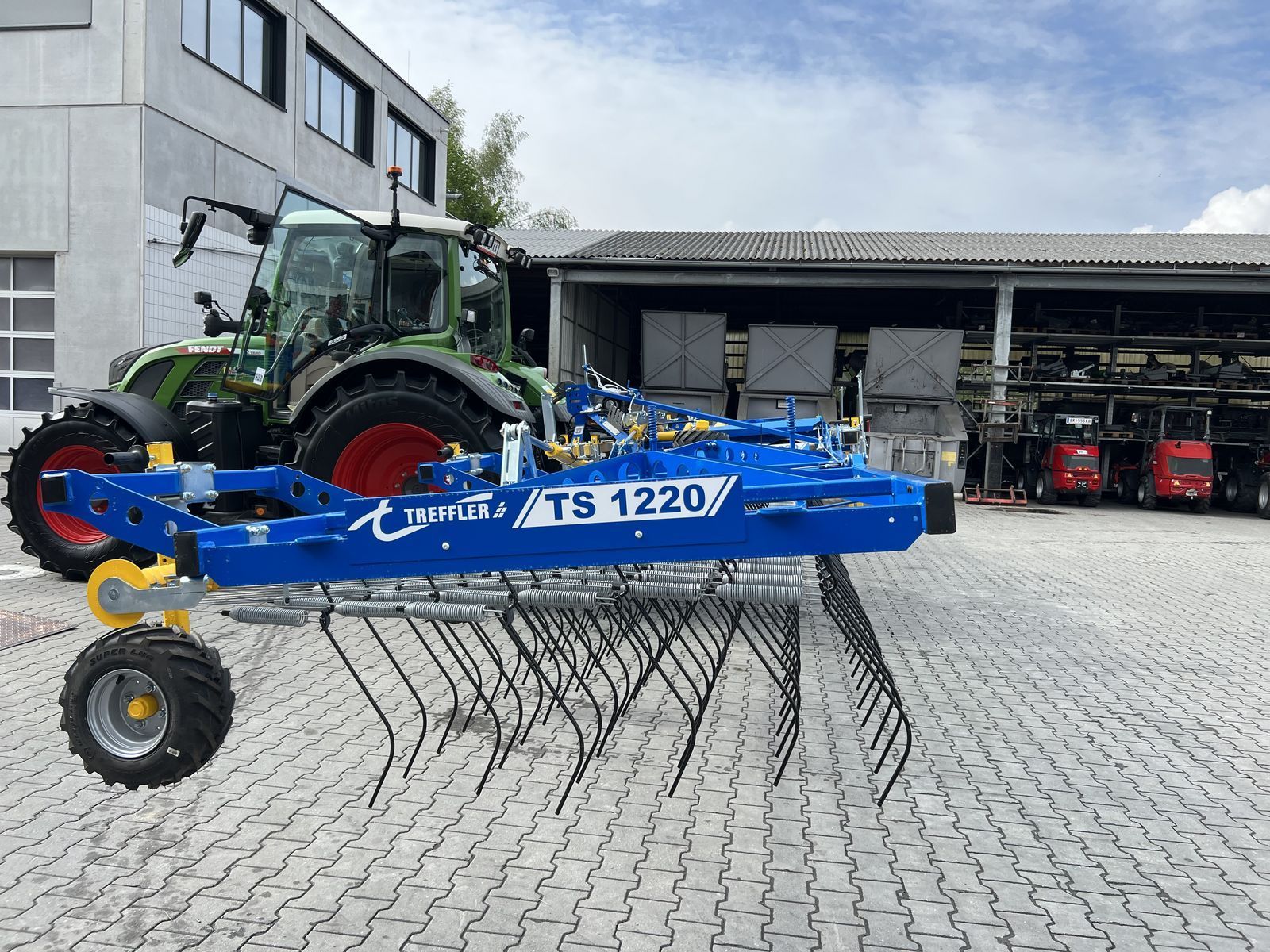 E-FARM: Treffler ts1220 facelift vorführmaschine sonderpreis - Foraging equipment other - id B15SR4V - €29,500 - Year of construction: 2024 - Austria