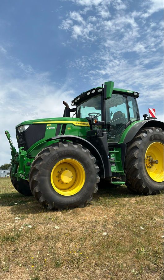 John Deere 6R 195 Tractor €150,000