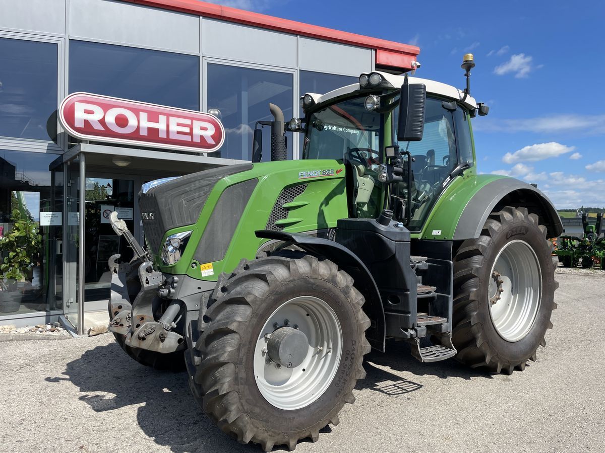 E-FARM: Fendt 828 Vario - Traktor - id 8ZBE9TV - 104.500 € - Baujahr: 2017 - Abgelesene Motorstunden: 6.040,Motorleistung (PS): 287,Österreich