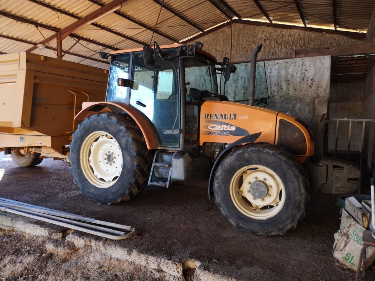 Renault celtis 436 rx Трактор 22 000 €