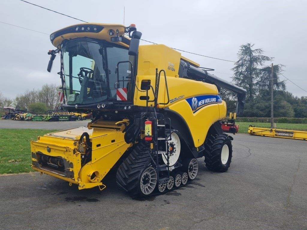 E-FARM: New Holland cr 8.90 revelation chenilles - Cosechadora - id FHDXI1L - Año: 2018 - Horas: 1755,Francia