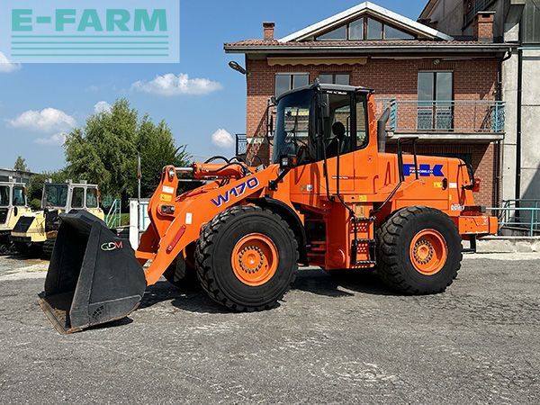 E-FARM: Fiat-Kobelco w170 - Cargador de ruedas - id MYLS82K - 44.000 € - Año: 2003 - Horas: 8697,Potencia del motor: 173,Francia