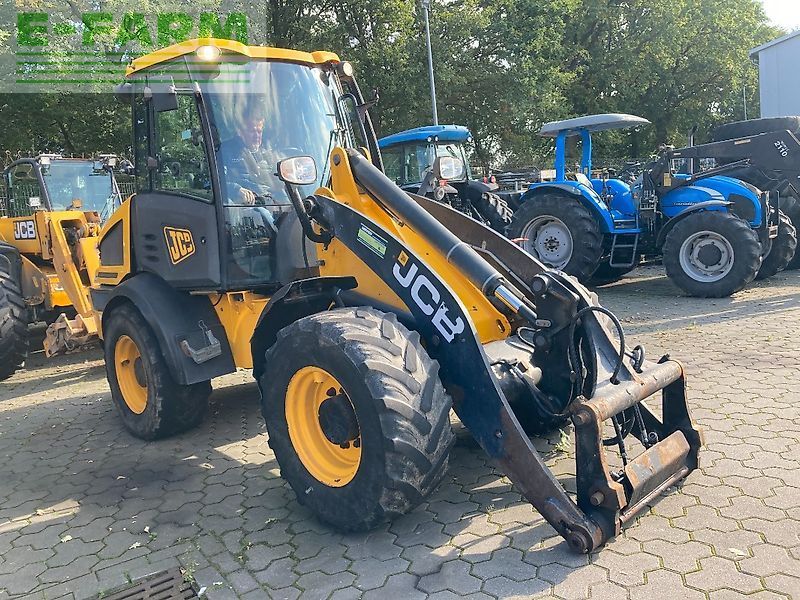 JCB 409 Chargeuse sur pneus 24 900 €