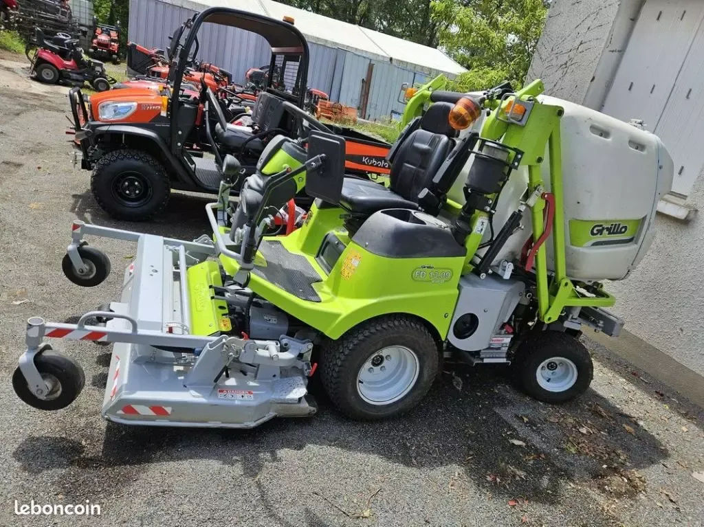 E-FARM: Grillo tondeuse frontal grillo fd 1309 d'occasion - Rasenmäher - id QIPXXWD - 13.320 € - Baujahr: 2019 - Frankreich