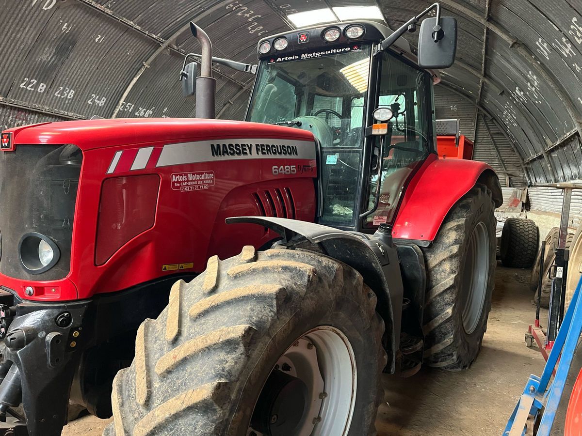 E-FARM: Massey Ferguson 6485 - Traktor - id ESFHLTS - 38.000 € - Baujahr: 2008 - Abgelesene Motorstunden: 6.500,Motorleistung (PS): 175,Frankreich