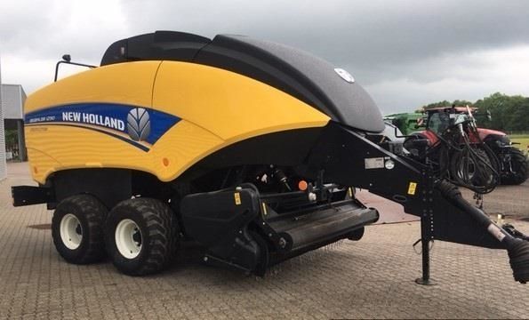 E-FARM: New Holland BB 1290 Plus - Baler - id HTH5RJG - €66,863 - Year of construction: 2015 - Denmark