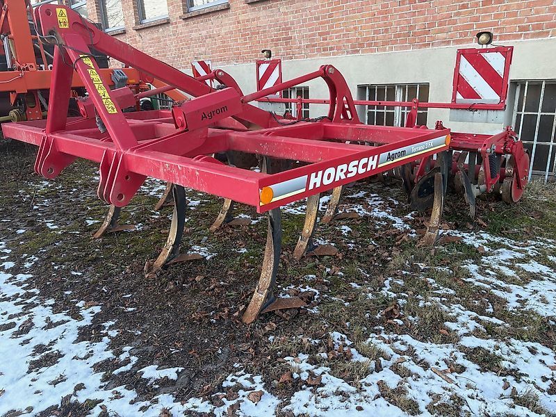 HORSCH Terrano 3 FX Cultivator €8,400