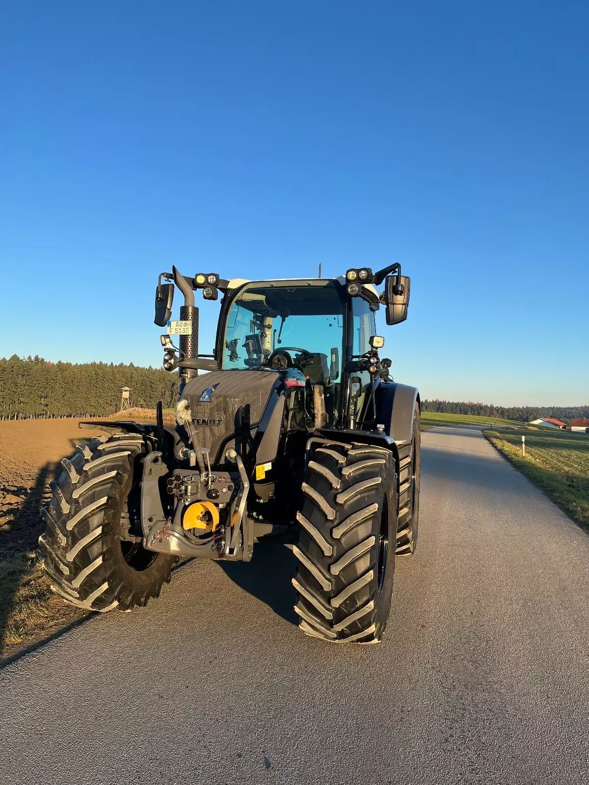 Fendt 513 Vario Power Plus Traktor 124 999 €