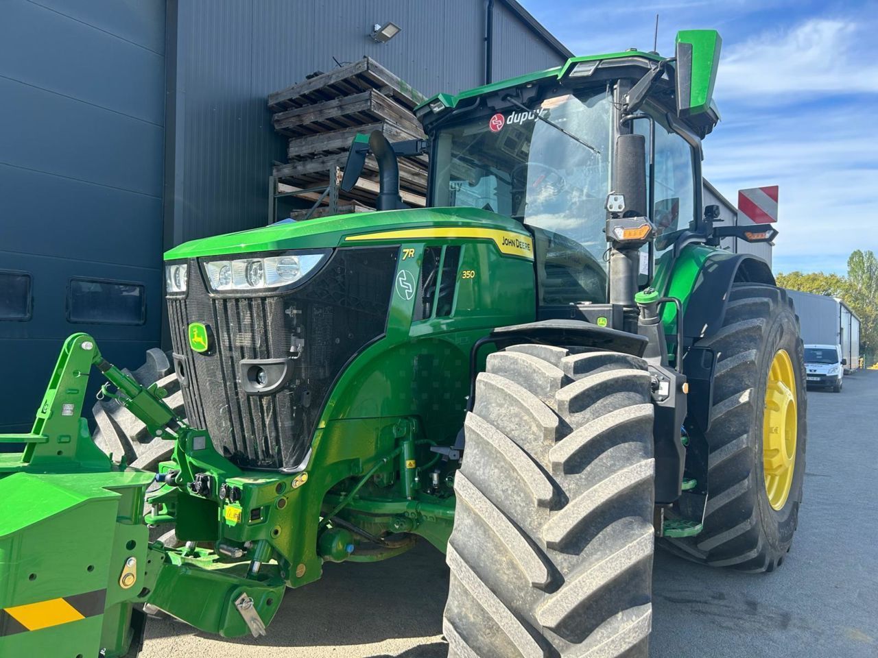 E-FARM: John Deere 7R 350 - Traktor - id FBDARB5 - 250.000 € - Produktionsår: 2024 - Motortimer: 540,Motoreffekt (HP): 350,Frankrig