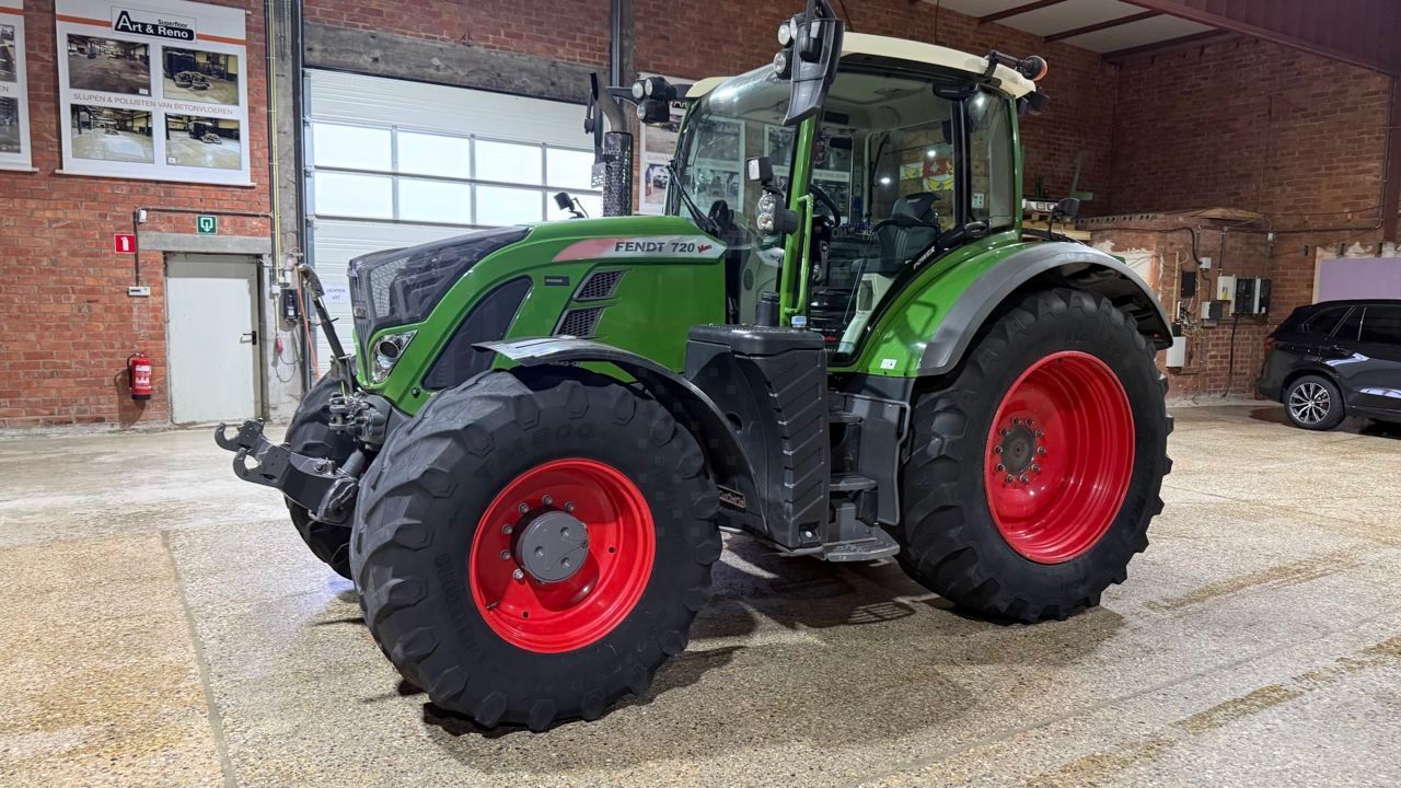 Fendt 720 Vario Profi Traktor 96 500 €