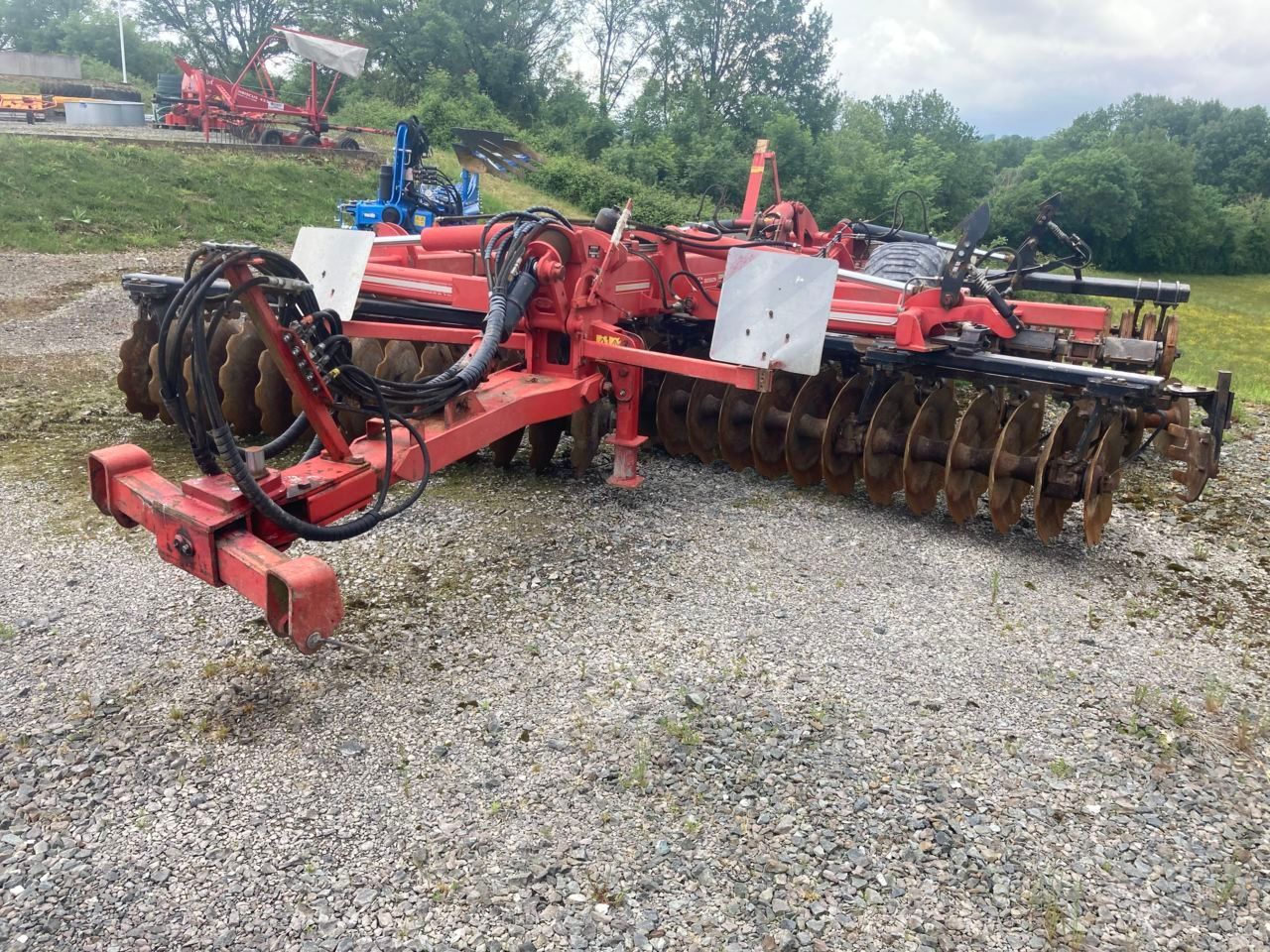E-FARM: GREGOIRE BESSON acero 44mk - Disc harrow - id SGK7LJG - €9,500 - Year of construction: 2012 - France