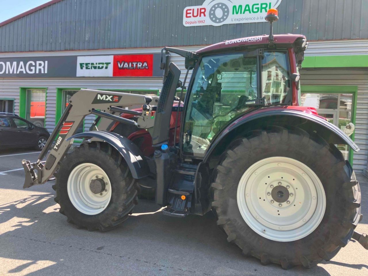 E-FARM: Valtra A135 - Τρακτέρ - id DNLCCMD - 97.000 € - Χρονία: 2022 - Μετρητής ωρών: 2.266,Ισχύς κινητήρα: 135,Γαλλία