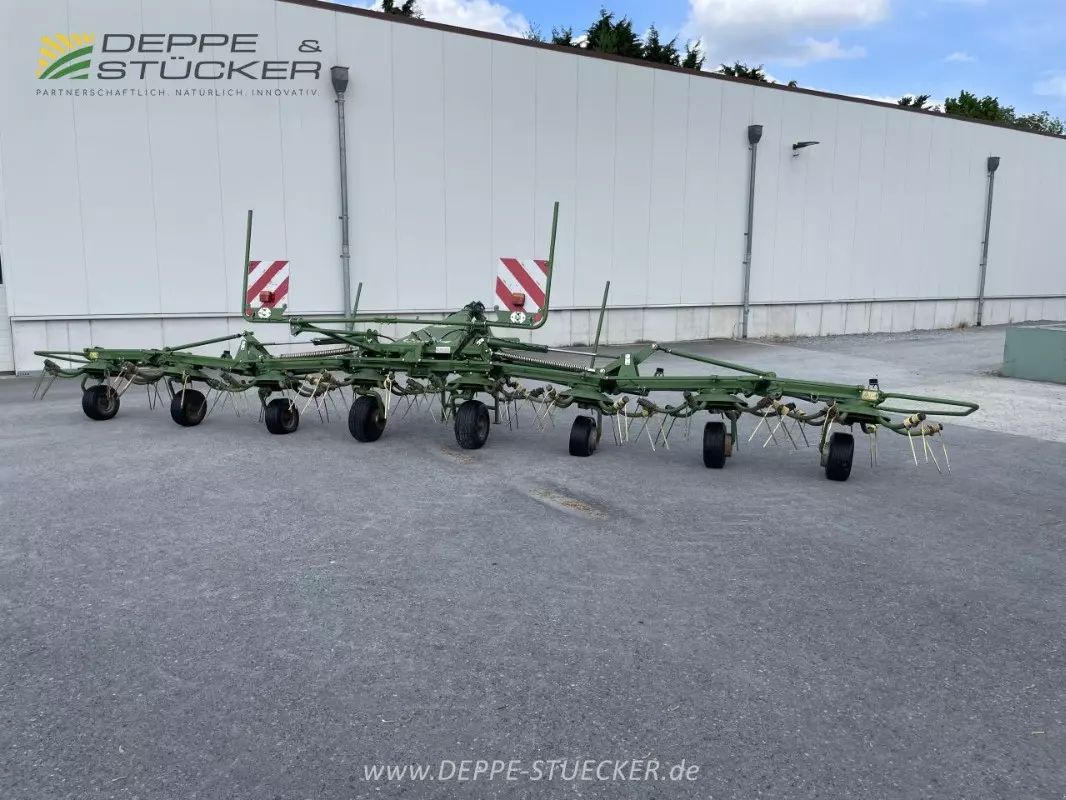 Krone kw 8.82 Faneuse 8 900 €