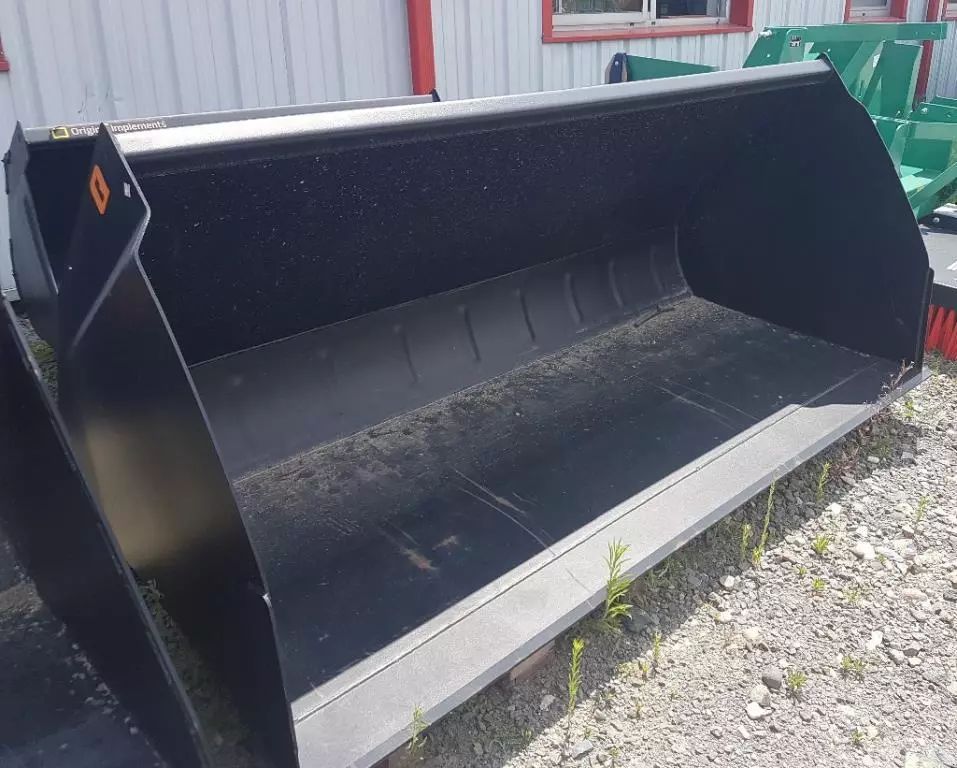 E-FARM: Quicke vm 245 - Anbaugerät - id XA2FK6L - 1.755 € - Baujahr: 2020 - Frankreich