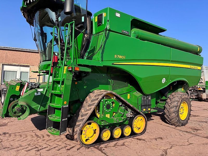 John Deere S 780 Combine harvester €169,000