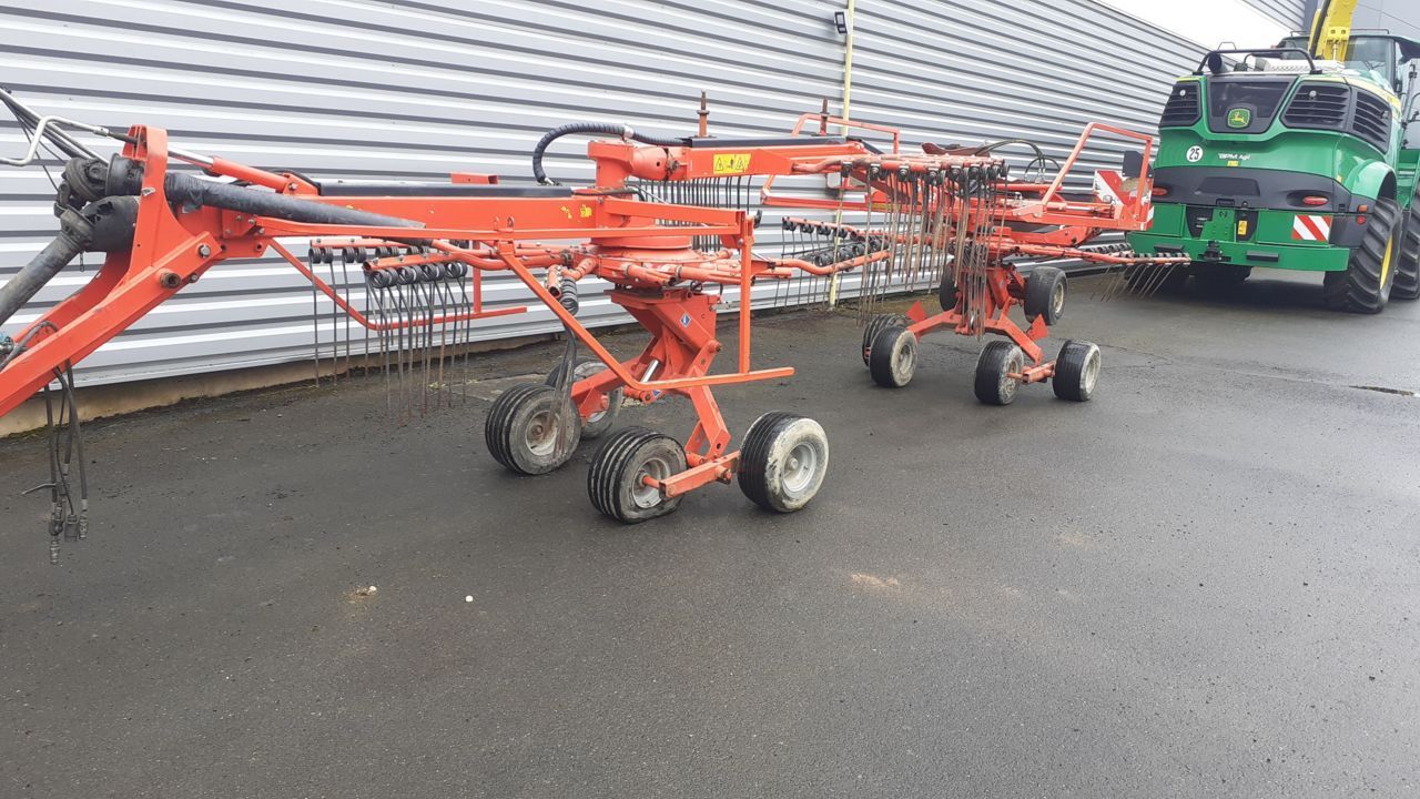 E-FARM: Kuhn GA 6632 - Voltafieno - id 34NQTCR - 7.500 € - Anno di costruzione: 2013 - Francia