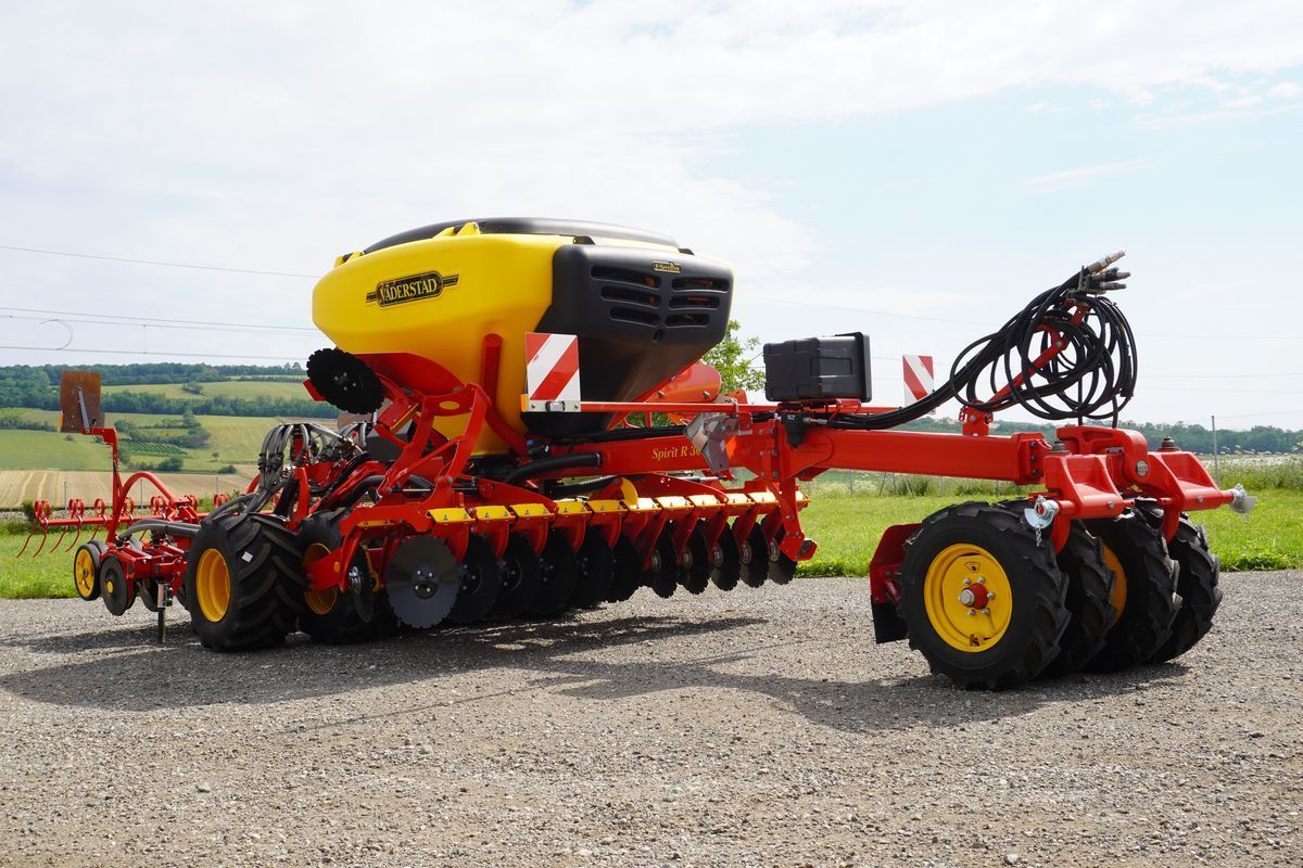 E-FARM: väderstad spirit str 300 - Semoir direct - id LKIMV9U - Année: 2025 - Autriche