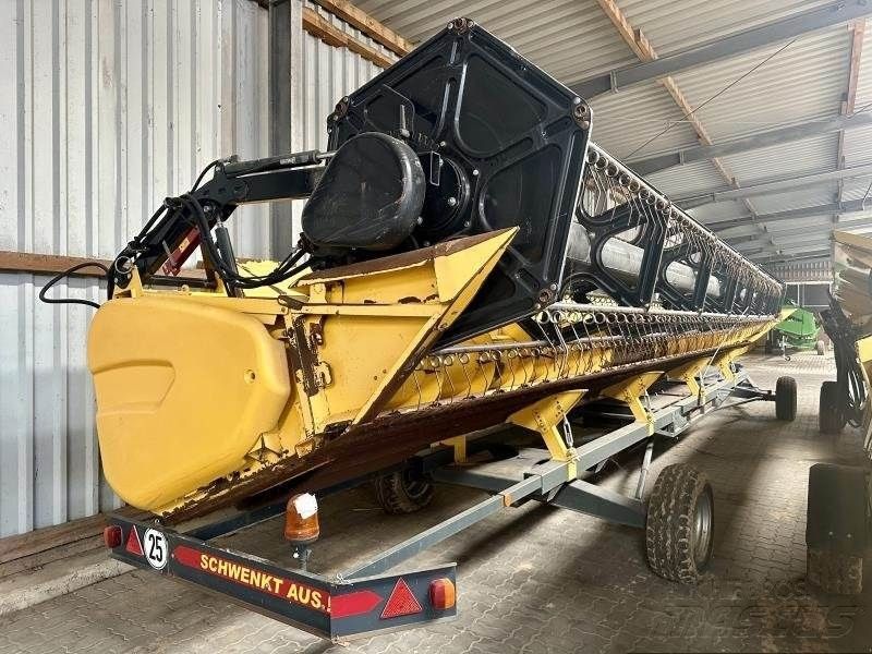 E-FARM: New Holland Boomer 35 - Vedhæftning til høst - id UTSYDYY - 25.000 € - Produktionsår: 2012 - Tyskland