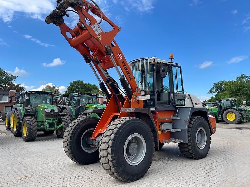 E-FARM: Terex tl 210 - Chargeuse sur pneus - id CTDR3HL - 29 900 € - Année: 2012 - Lecture du nombre d'heure: 10 675,Puissance du moteur (chevaux): 162,Allemagne